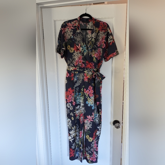 Zara floral jumpsuit - Picture 1 of 4